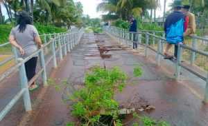 Jembatan Penghubung Rusak, Pemdes Berharap Perhatian Pemda