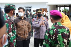 Panglima, Kapolri dan Menkes Tinjau Rusun Nagrak dan Beberapa Posko PPKM Mikro