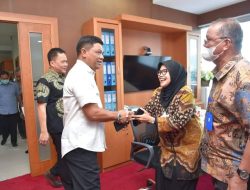 Moh Hidayat Lamakarate Mulai Laksanakan Tugas Selaku Komut PT Bank Sulteng