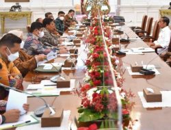 Bertemu Dewan Direksi BPJS Ketenagakerjaan, Presiden: Kelola Dana dengan Hati-Hati