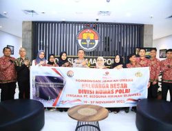 Kadivhumas Polri Berangkatkan 15 Orang Tunaikan Ibadah Umroh 