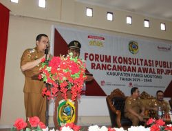 PJ Bupati Parimo Buka Kegiatan Forum Konsultasi Publik Rancangan Awal RPJPD