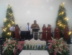 Hadiri Perayaan Natal, Pj Bupati Parimo Ajak Umat Terus Bersinergi Membangun Daerah