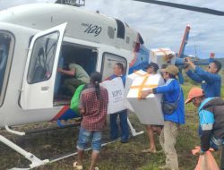 Polda Sulteng turunkan Helikopter Polri Jemput Logistik di TPS Terpencil