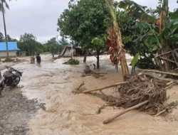 Beberapa Wilayah di Parimo Diterjang Banjir, 1 Orang Meninggal Dunia