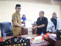 Sekda Parigi Moutong Terima Hasil Laporan Pansus Anggota DPRD