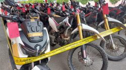 Polda Sulteng Pamerkan Hasil Tangkapan 66 Unit Motor Kado HUT Bhayangkara ke-79
