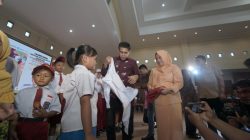 Disdikbud Parimo Perketat Pengawasan Distribusi Seragam Gratis untuk Siswa Baru