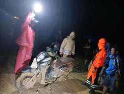Kendaraan Tertimbun Longsor di Jalur Kebun Kopi, Polisi dan Alat Berat Dikerahkan
