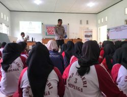 Kapolsubsektor Mepanga Ajak Siswa SMPN 3 Lawan Bullying dan Tertib Berlalu Lintas
