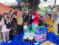 Hestiwati Salurkan Bantuan untuk Korban Kebakaran Asrama Yojokodi Palu