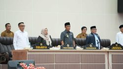Pimpin Rapat LKPJ 2025, Ketua DPRD Sulteng Tekankan Sinergi Pembangunan