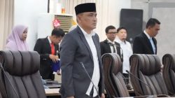 Sekretaris DPRD Sulteng Hadiri Pelantikan Pejabat Administrator dan Fungsional Pemprov