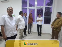 WC Rusak sejak Awal Dibangun, Bupati Parimo: Harus Segera Dibenahi