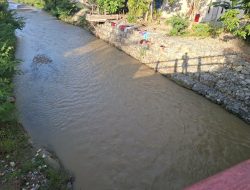 Sungai Tapoya Keruh Dampak PETI Tombi, Warga Desak Bupati Parimo Bertindak