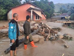 Banjir Bandang Terjang Avolua Parimo, Jalan Trans Sulawesi Tertimbun Lumpur 