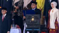 Ketua DPRD Sulteng Arus Abdul Karim Bacakan Teks Proklamasi HUT ke-81 RI