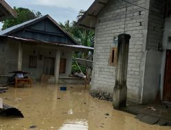 Banjir Terjang 2 Desa di Toribulu Parimo, Sungai Meluap ke Permukiman