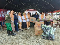Banjir Bandang Avolua, DWP Parimo Bantu Warga hingga Kebutuhan Bayi