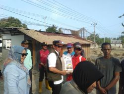Korban Banjir Avolua Terima 760 Kg Beras dan Paket Peralatan Dapur