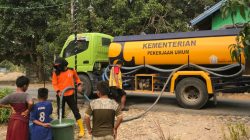 Kekeringan di Bolano, 18 Ribu Liter Air Bersih Disalurkan ke Tirta Nagaya