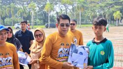 2.383 Murid MTs di Parigi Moutong Dapat Seragam Sekolah Gratis